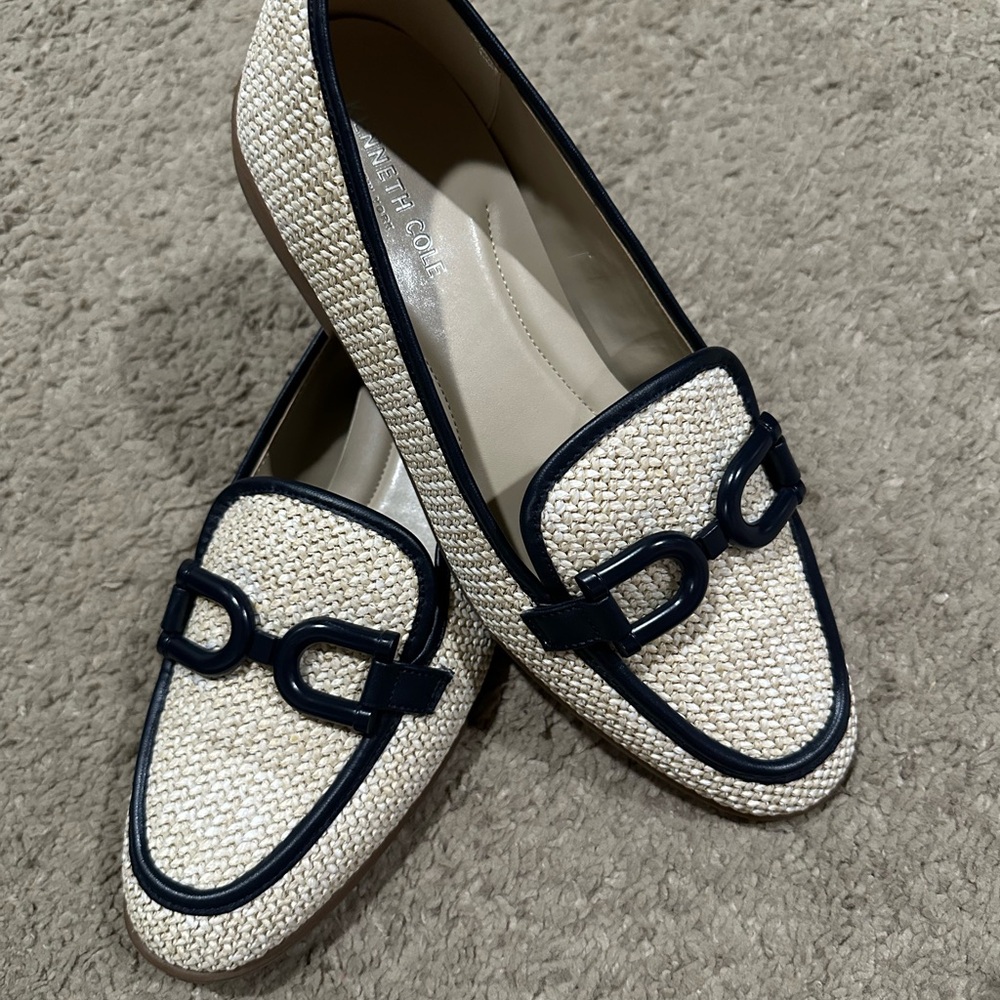 Kenneth Cole Cream and Navy Raffia Linda Bit Loafer Flats with Buckle